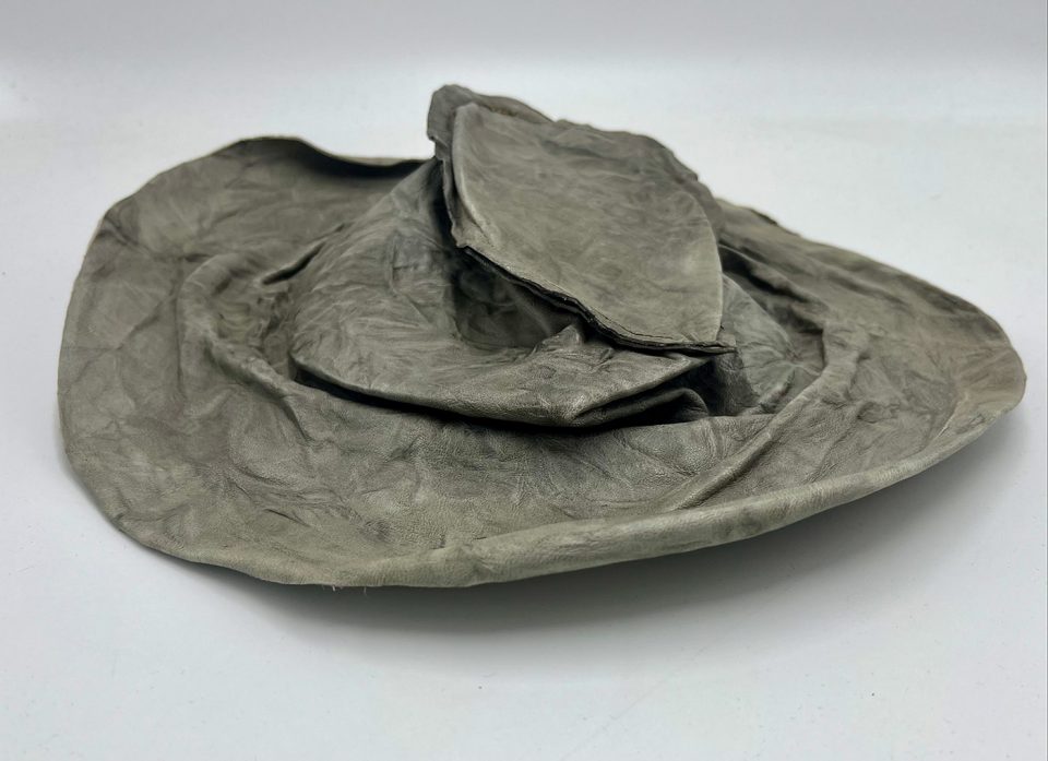 GREY SMASHED